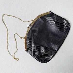 Vintage Etra Embossed Scale Pattern Black Leather Fold Opening Purse Chain Strap